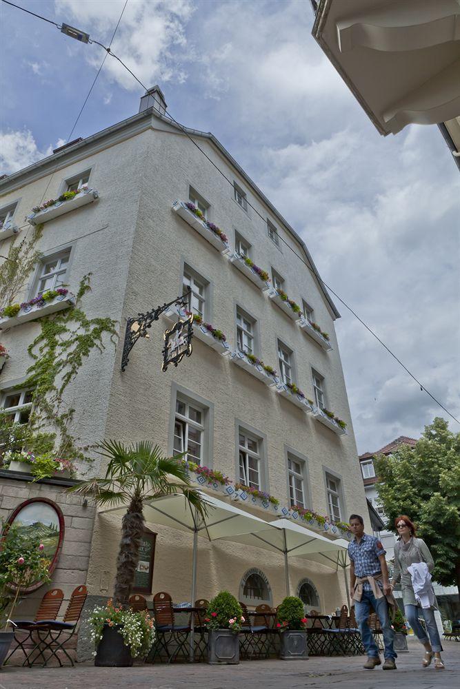 Hotel Zum Goldenen Loewen Μπάντεν-Μπάντεν Εξωτερικό φωτογραφία